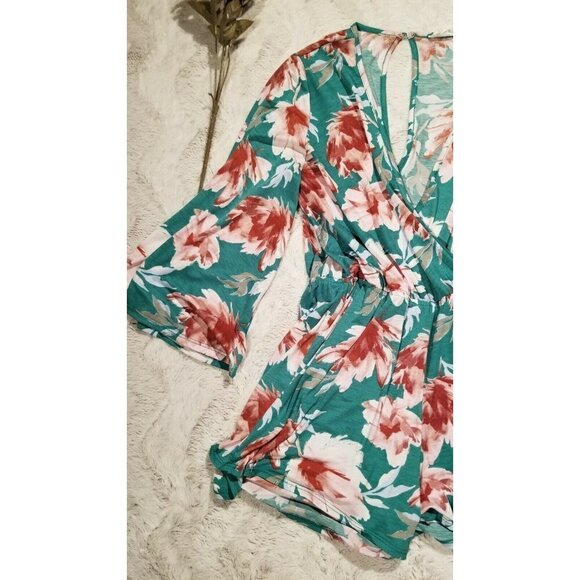 ✨️CL Paris To Jena Vibrant Green Red White Floral Print - Picture 2 of 10